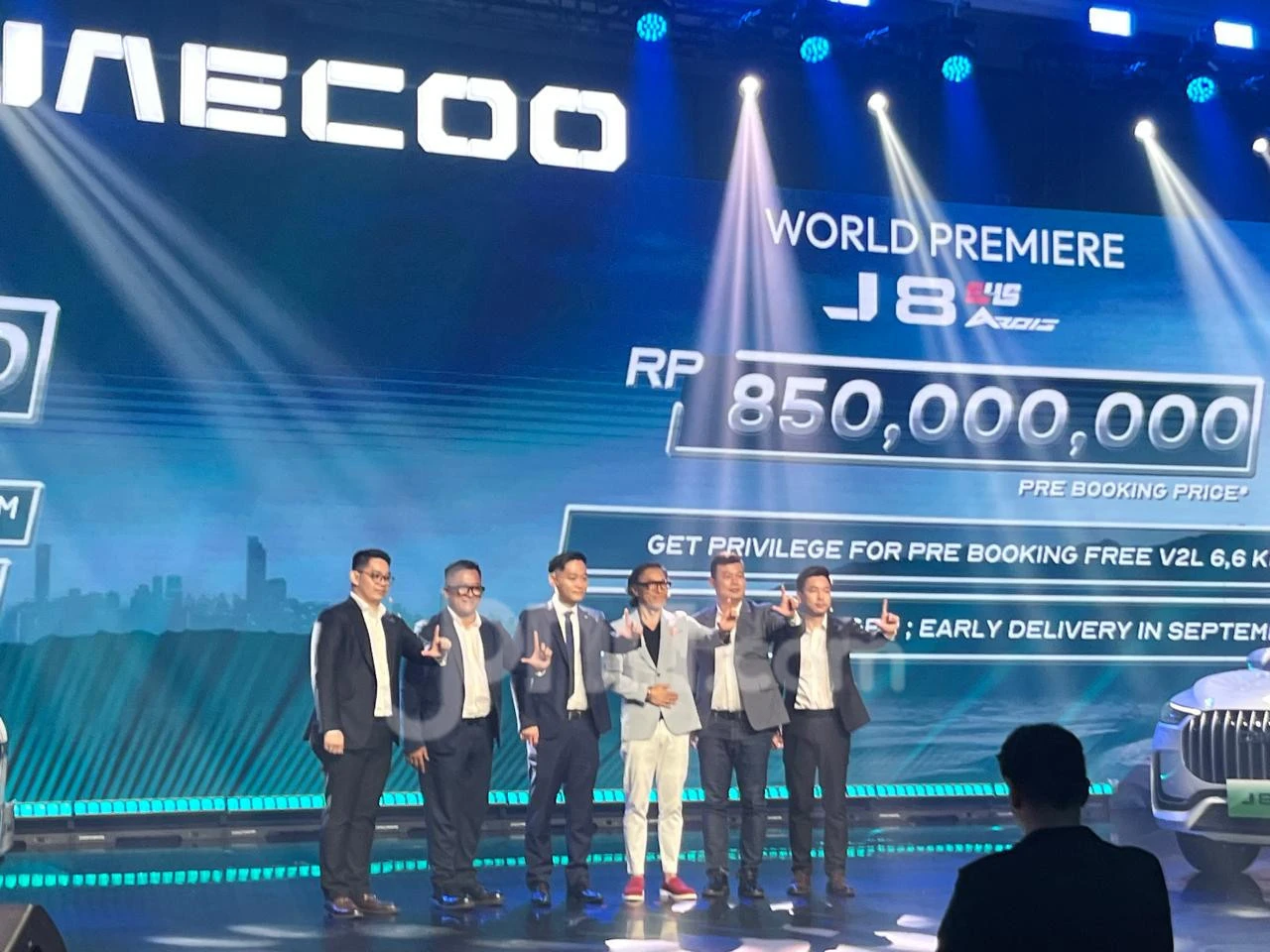 Jaecoo J8 SHS Ardis, SUV PHEV Pertama dengan 3 Motor, Cek Harganya di Sini