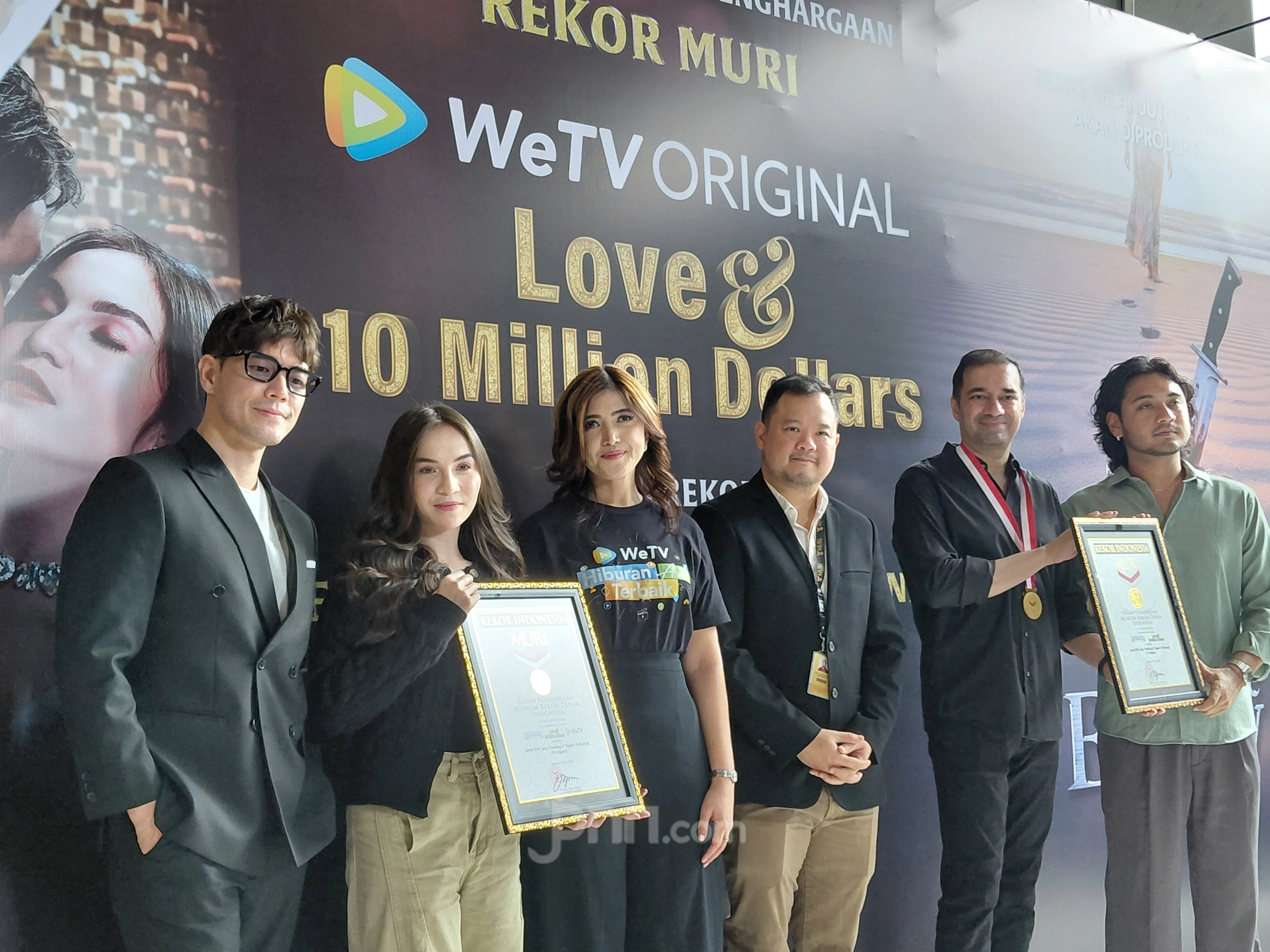 Serial Love & 10 Million Dollars Raih Rekor MURI, Elina Joerg Ungkap Rasa Syukur
