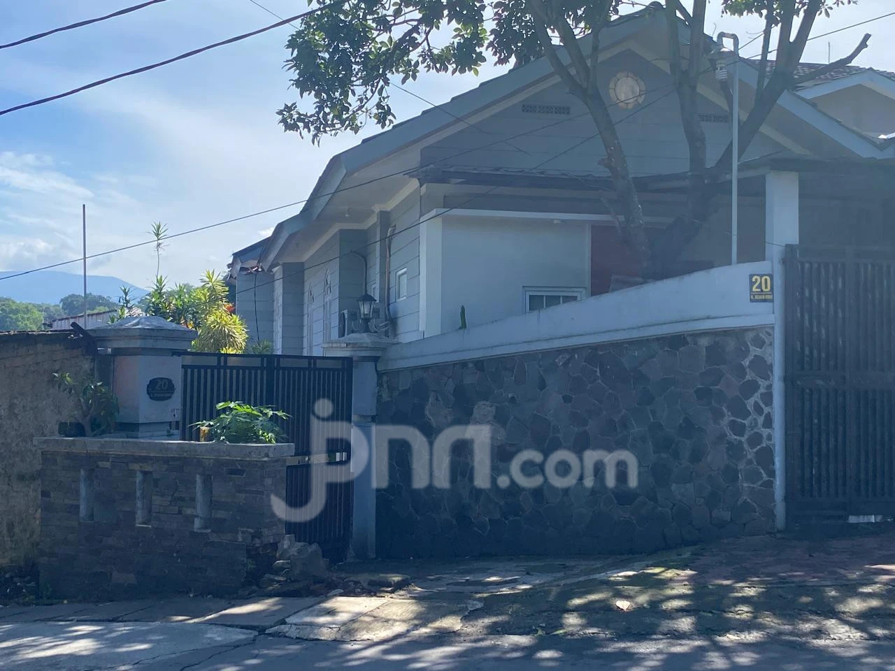 Detik-Detik Api Membakar Rumah Anisa Rahma eks Cherrybelle