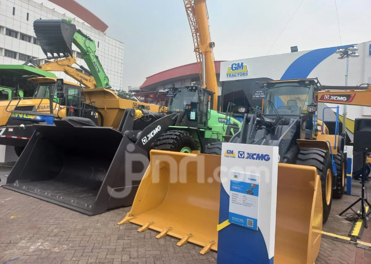 GM Tractors & GM Mobil Pamer Alat Berat EV Hingga Truk Listrik di Mining Indonesia 2025