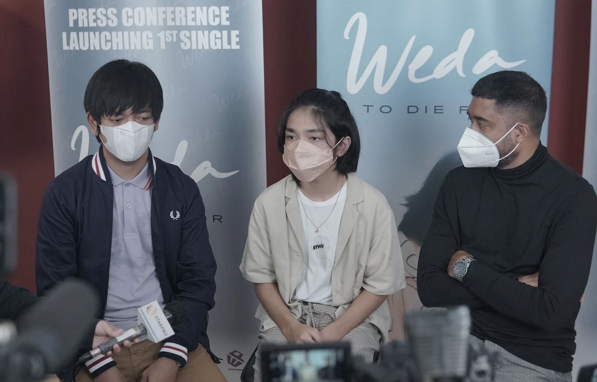 Diproduseri Rian D'Masiv, Weda Persembahkan To Die For