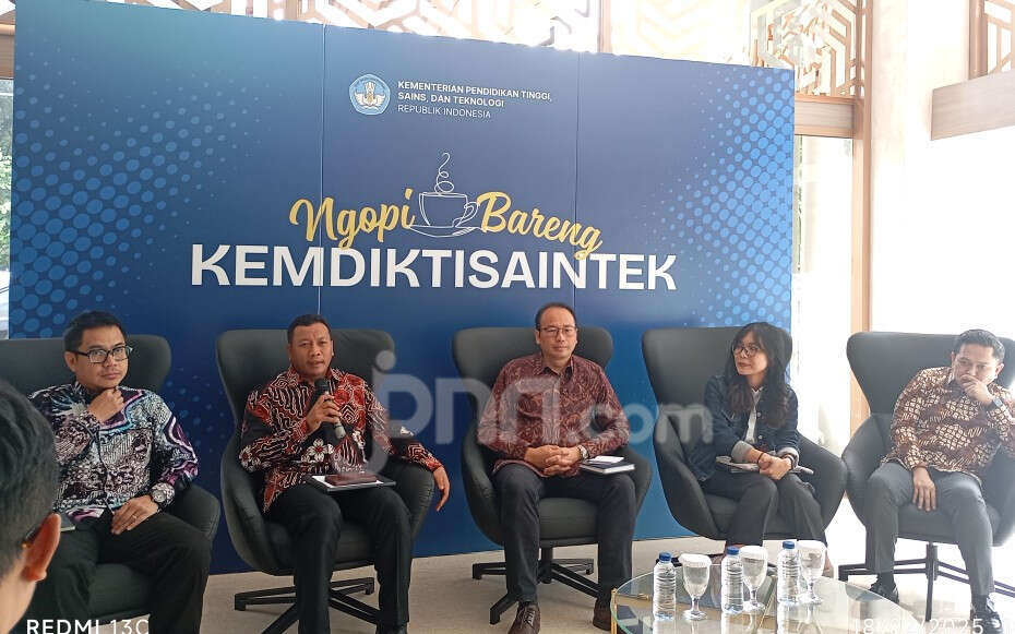 Kemdiktisaintek Perkuat Saintek Nasional, Targetkan Indonesia jadi Lumbung Ilmu Pengetahuan 