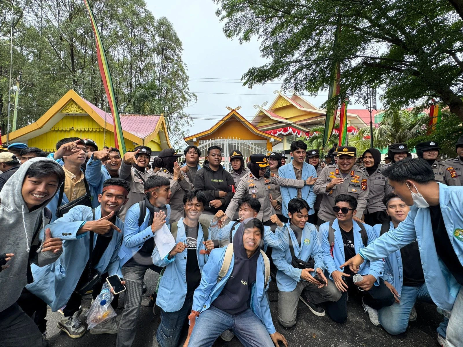 Demo Mahasiswa Unri Sungguh Berbeda, Lihat Itu