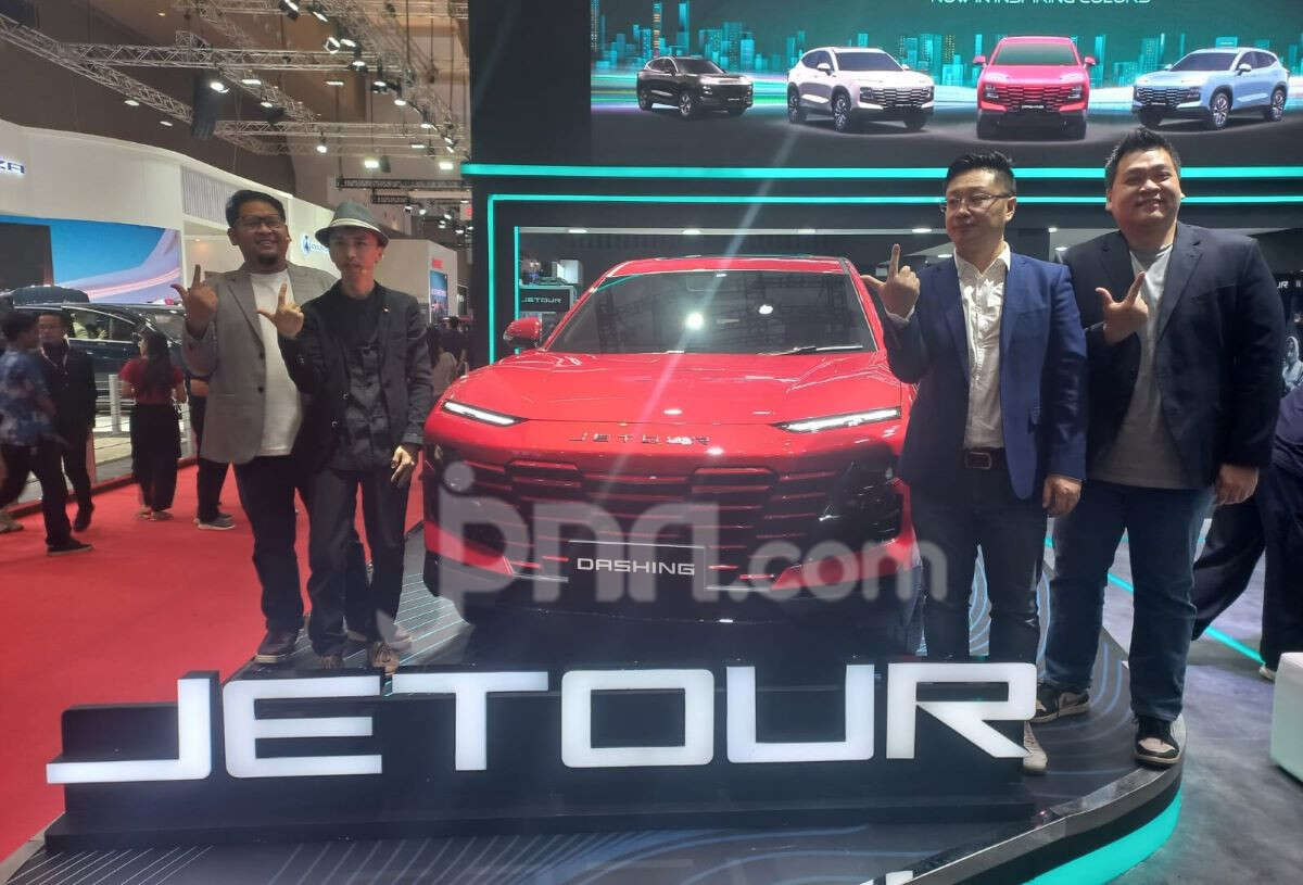 Jetour Dashing Tampil dengan 3 Warna Baru di IIMS 2025, Sebegini Harganya