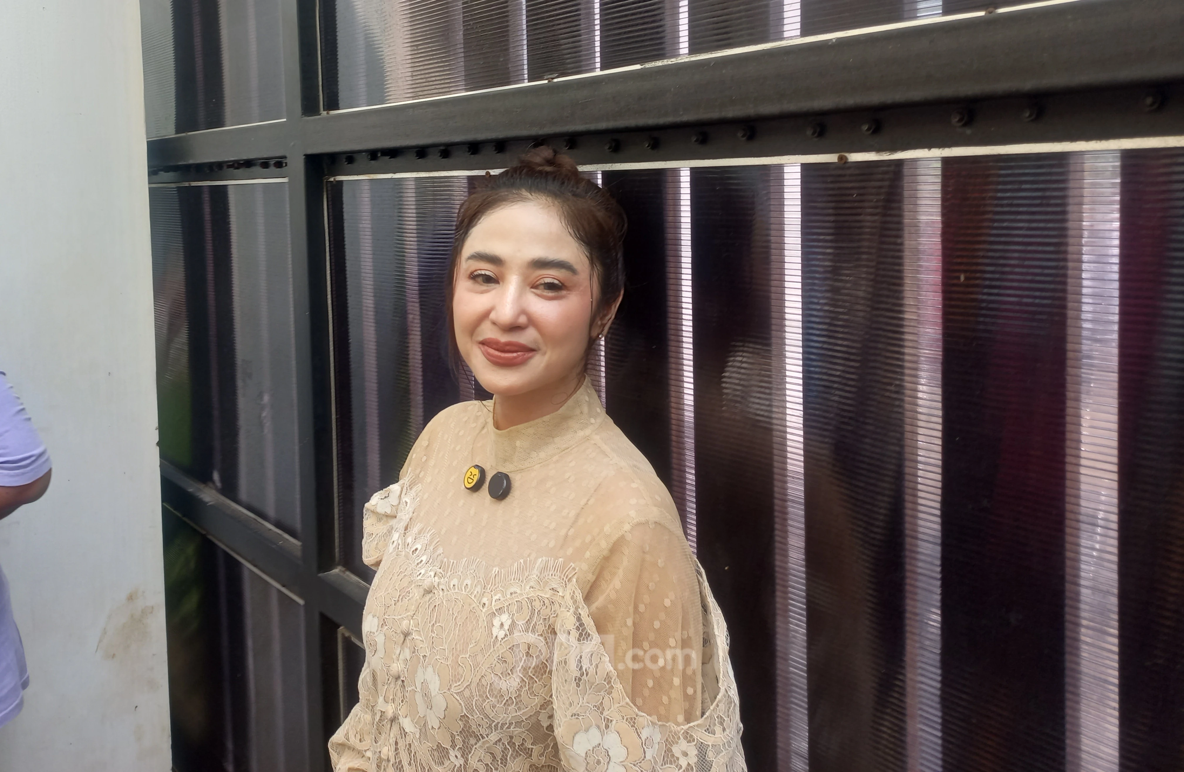 Viral Gegara Lagu Pica-Pica, Dewi Perssik Bersyukur Walau Dapat Hujatan