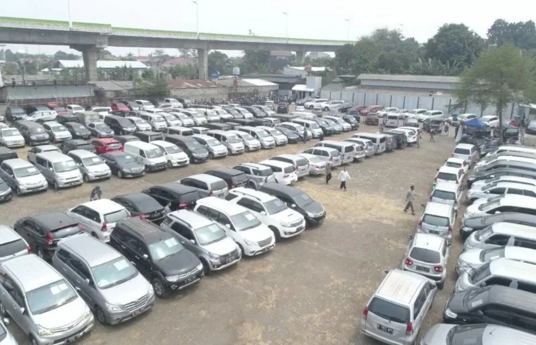JBA Beber Mobil dan Motor Bekas yang Paling Diburu di Balai Lelang