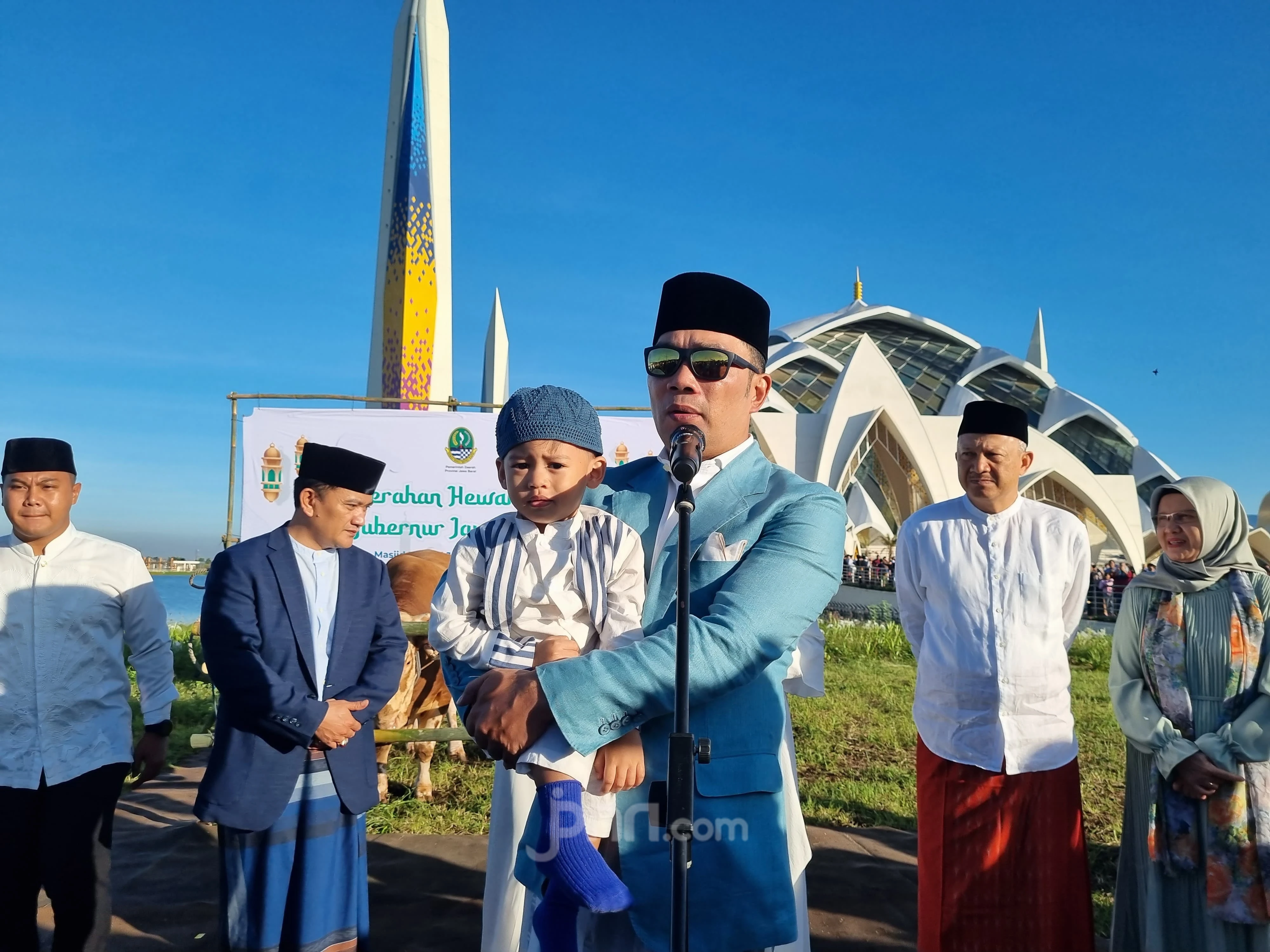 Sah, Arkana Aidan Misbach Kini Jadi Anak Angkat Ridwan Kamil