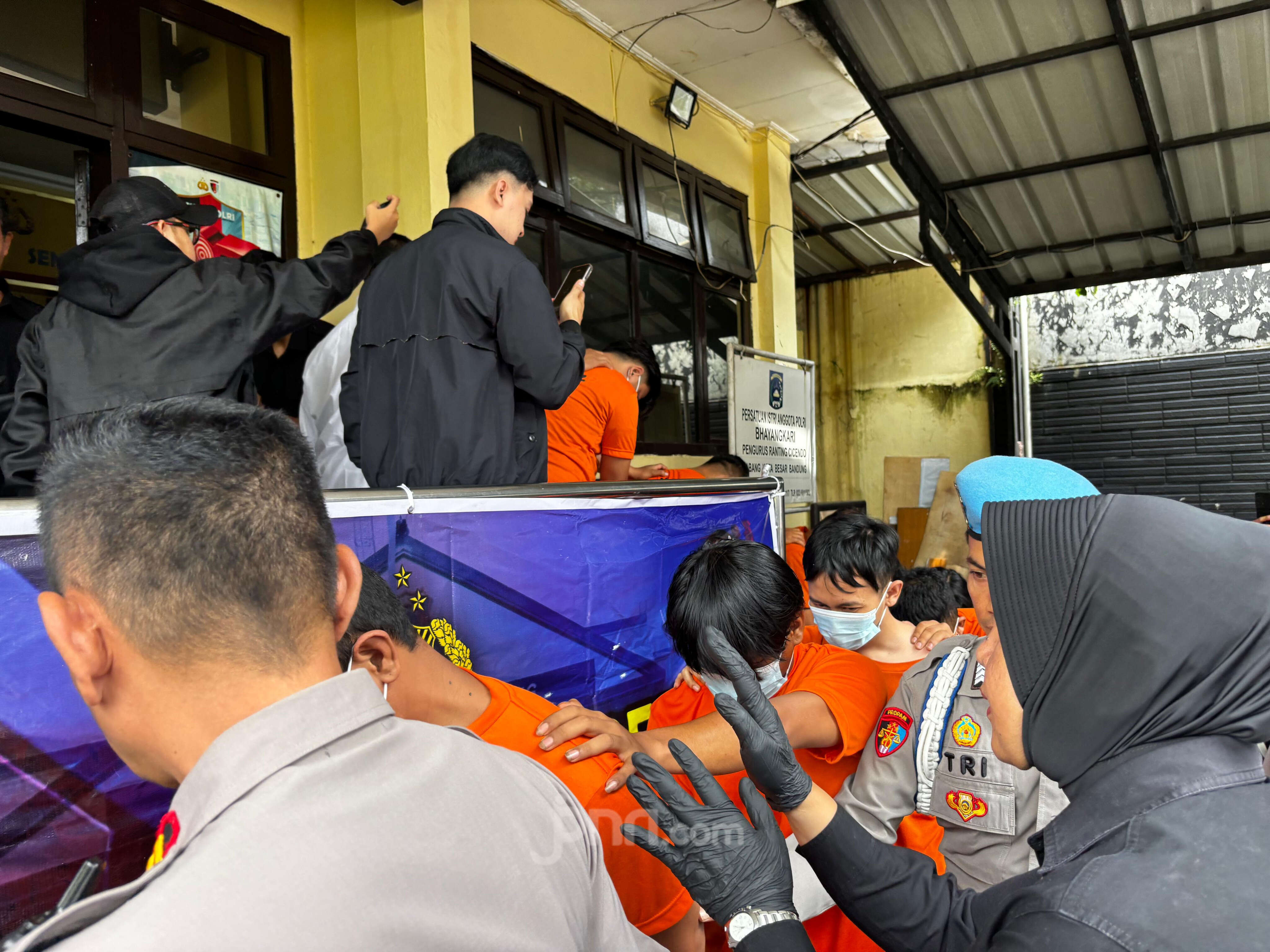 8 Pelaku Penggelapan Mobil Rental di Bandung Akhirnya Ditangkap