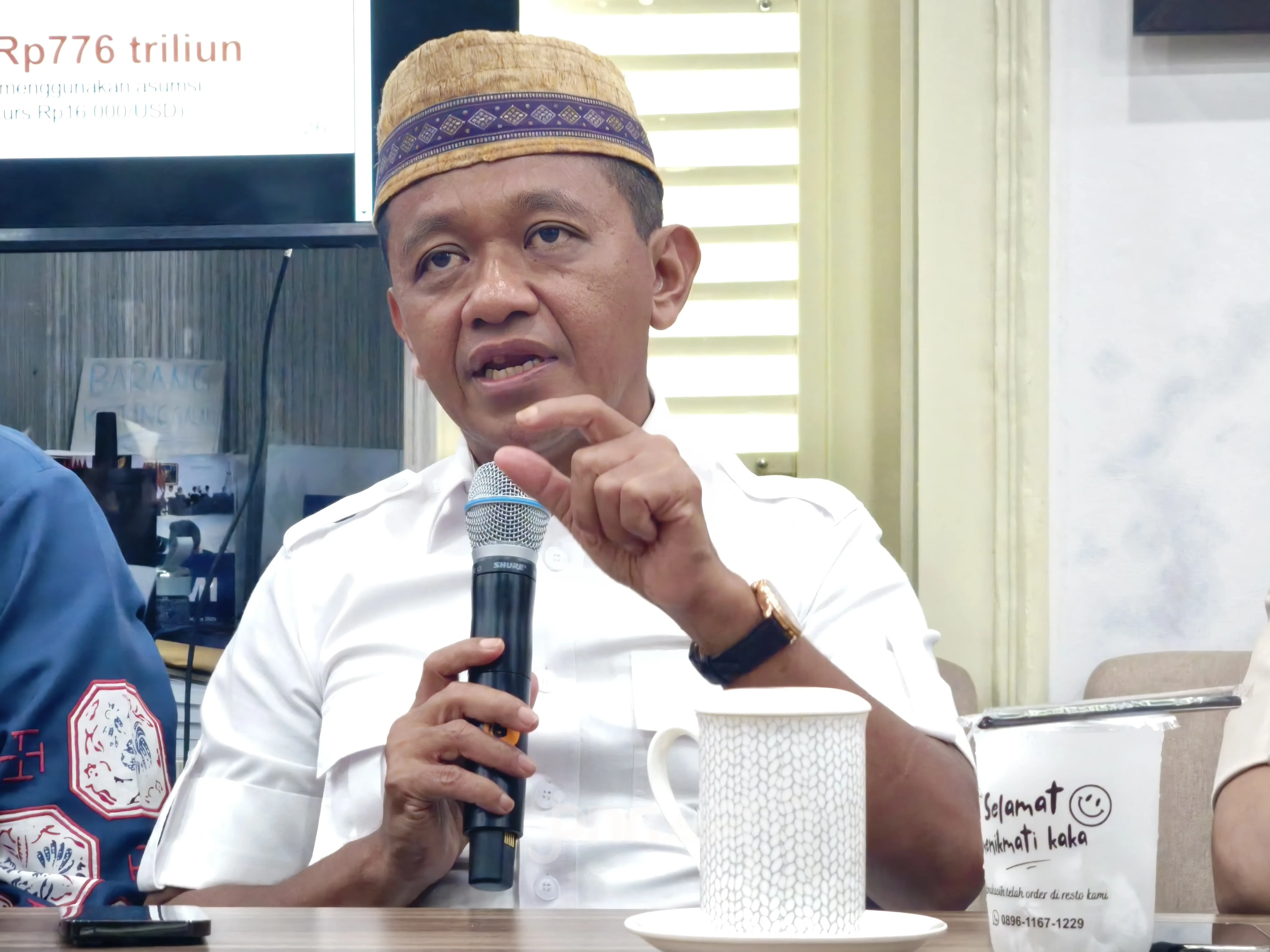 Bahlil Mencontoh Pola Pikir Prabowo dalam Menghadapi Meme Negatif di Medsos