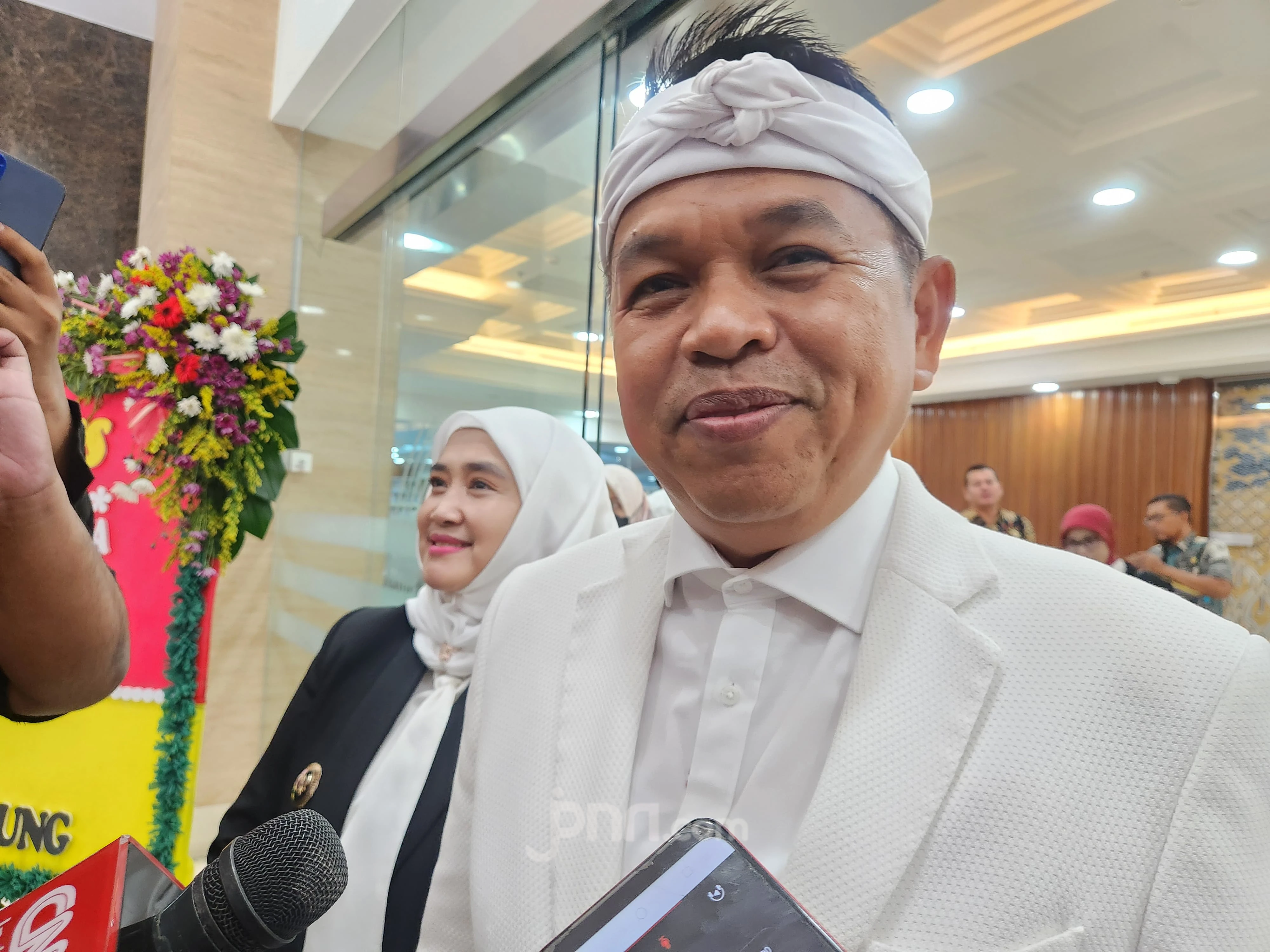 Abu Janda Sebut Jabar Provinsi Barbar, Dedi Mulyadi Merespons Begini