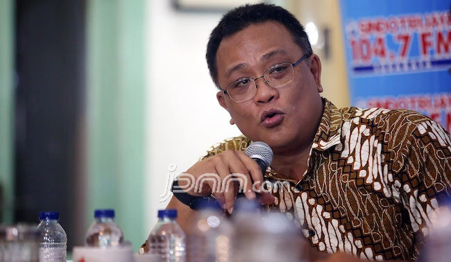 Jumhur Hidayat Berikan Saran Kepada Manajemen Garuda Indonesia