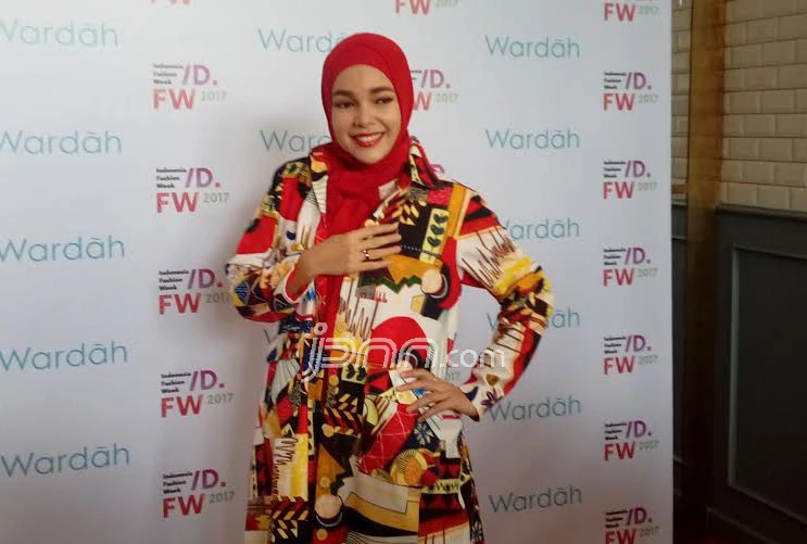 3 Berita Artis Terheboh: Kondisi Terkini Lolly Diungkap, Dewi Sandra Beri Respons