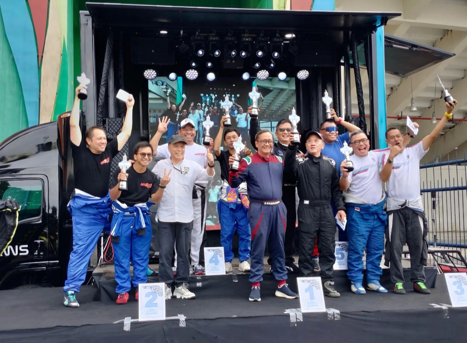 Pereli Masesolo Racing Team Raih Podium Keempat di Kejurnas Sprint Rally Bandung 2025
