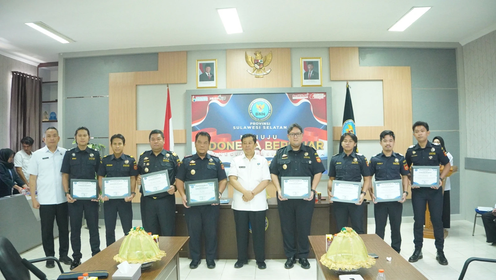 Bea Cukai Raih Penghargaan Atas Sinergi Pengungkapan Jaringan Narkotika dari BNNP Sulsel