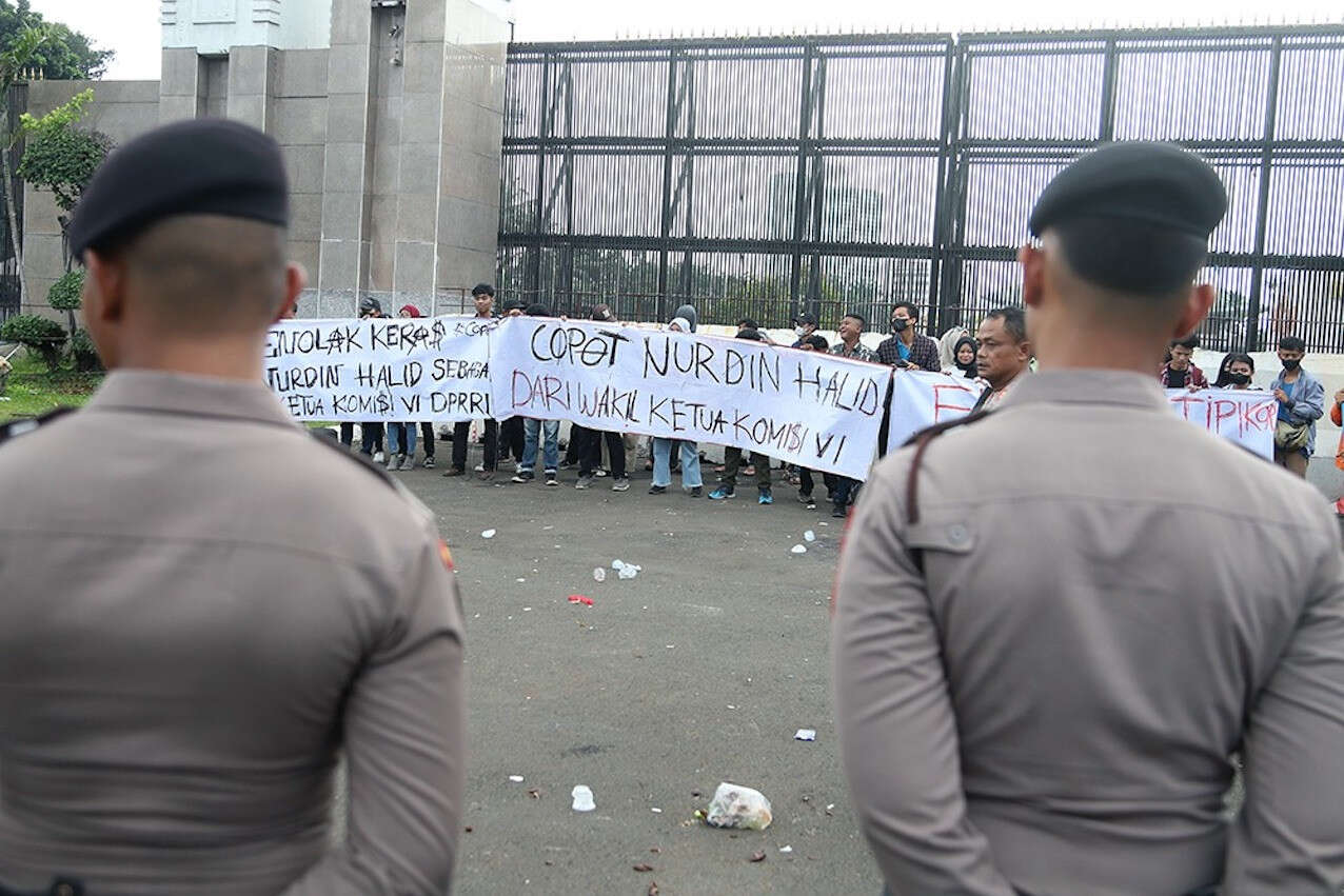 Aliansi Mahasiswa Peduli Senayan Minta MKD Copot Nurdin Halid dari Pimpinan Komisi VI