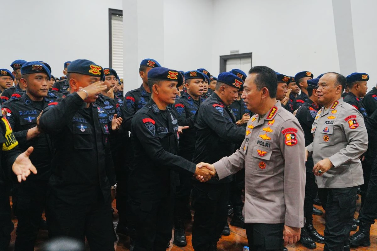 Pesan Kapolri ke Prajurit Brimob, Haram Hukumnya Markas Jebol