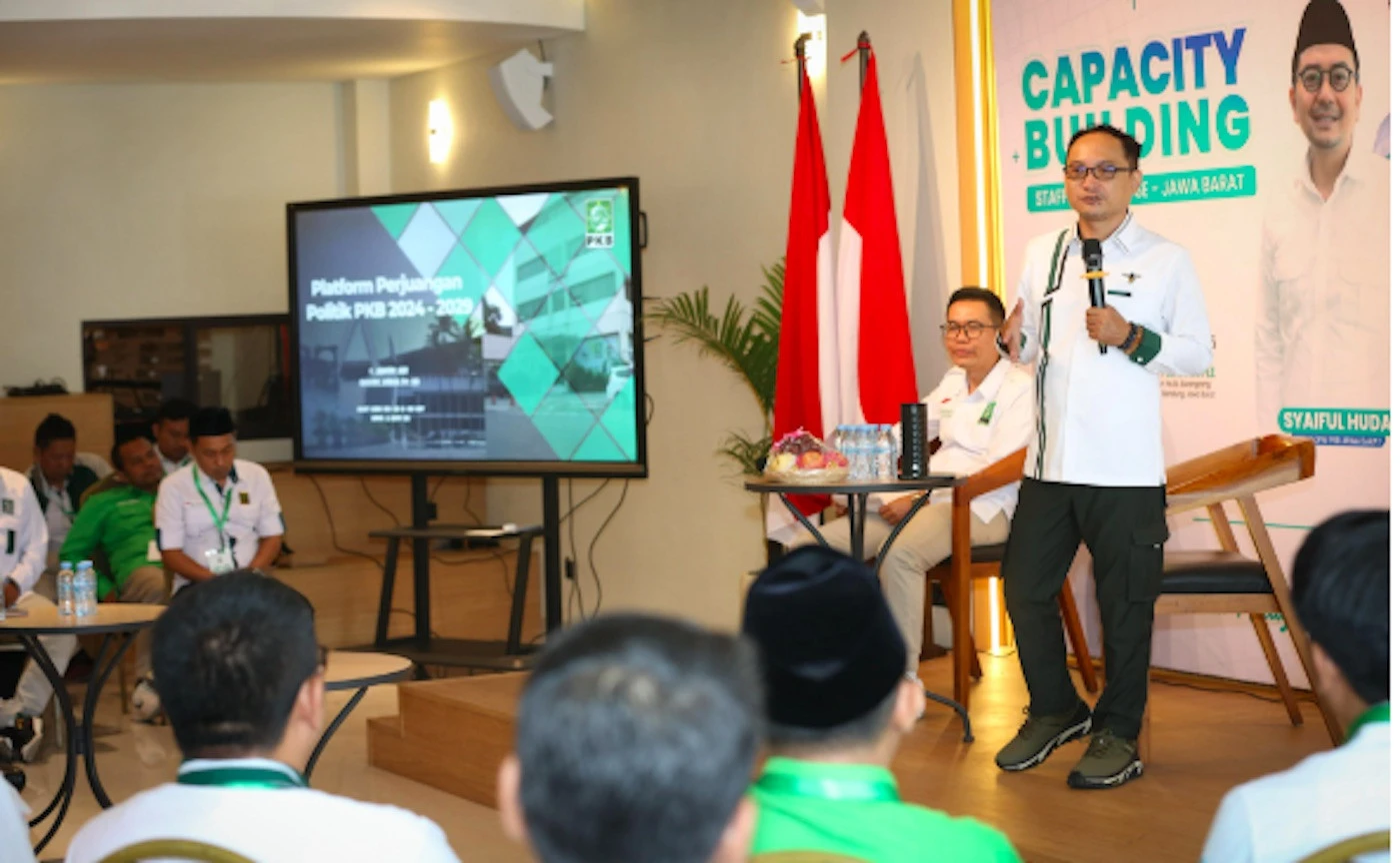 Cak Udin Menyemangati dan Tingkatkan Kapasitas Staf Ahli Fraksi PKB se-Jawa Barat
