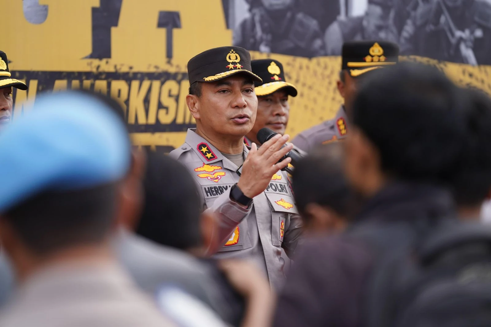Irjen Herry: Kalau Ada yang Takut Keluar Rumah karena Preman, Itu Artinya Kami Gagal