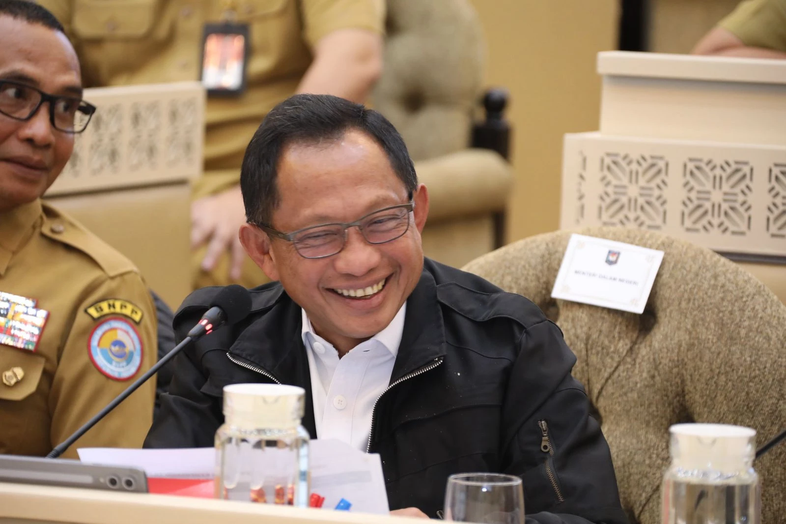 Rapat dengan DPR, Mendagri Tito Paparkan Prestasi Kinerja Kemendagri & BNPP Selama 2024