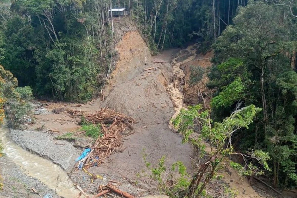 Banjir Bandang & Longsor Melanda Pegunungan Arfak, 1 Orang Meninggal, 19 Hilang