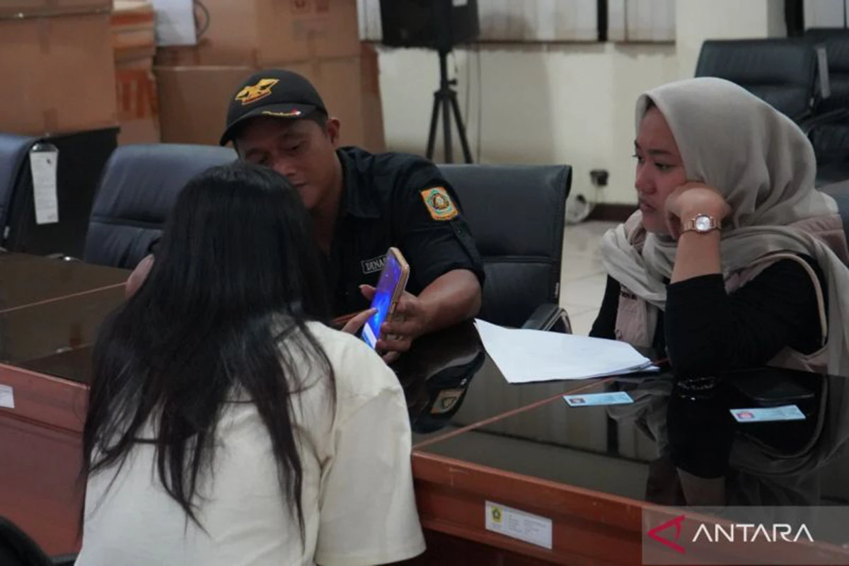 11 Wanita Diduga PSK Jajakan Diri Lewat MiChat Tertangkap