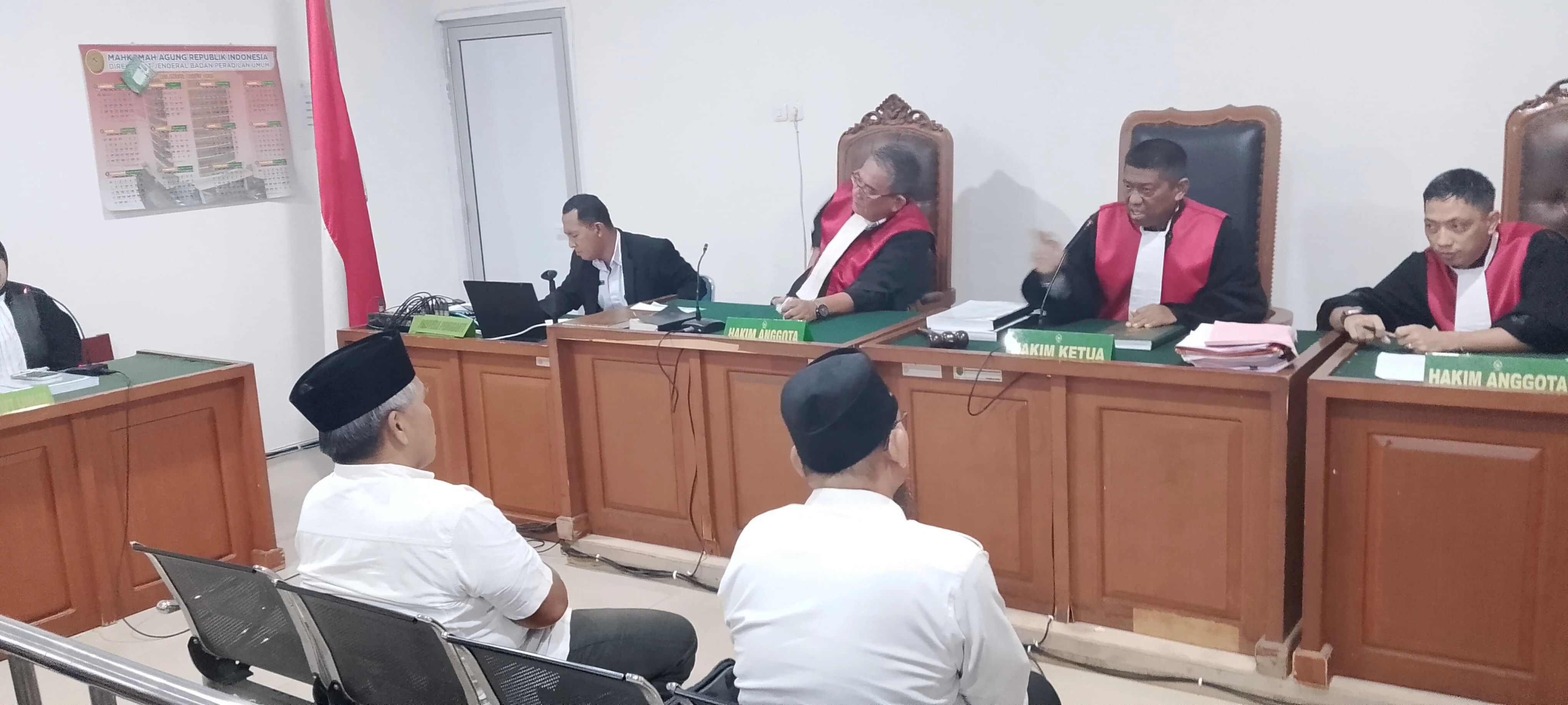 SK Menhut 1993 dan 1996 Menganulir Tuntuan JPU soal Korupsi Tol Betung