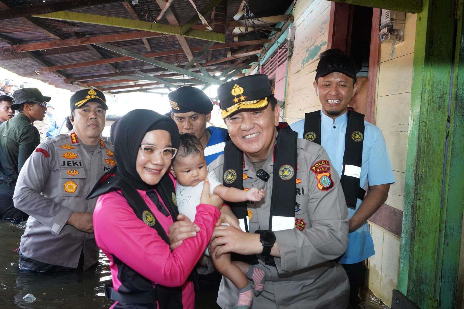 Irjen Iqbal Sosok yang Perangi Narkoba dan Jadi Polisi Humanis Selama Jabat Kapolda Riau