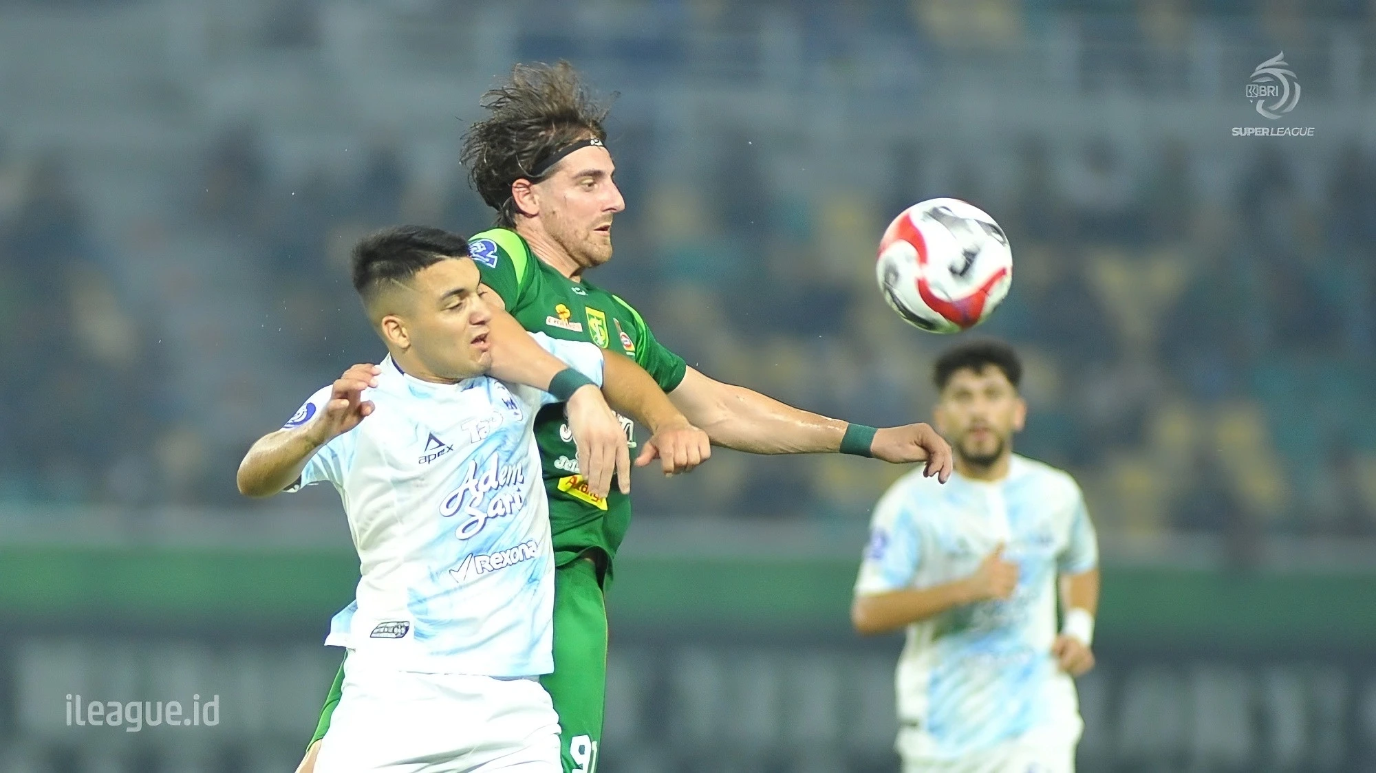 Persita vs Persebaya: Bentrok Dua Tim yang Tersayat Kekalahan