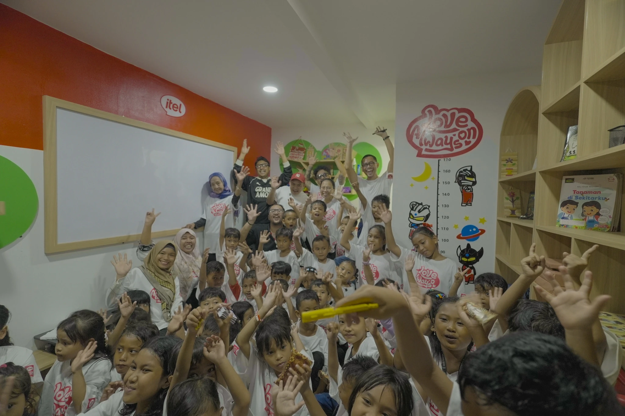itel Bangun Ruang Belajar dan Donasi Perangkat untuk Akses Digital Anak di Jakarta