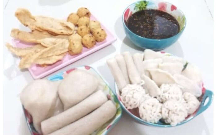 Pempek Tetap jadi Menu Andalan Warga Palembang Saat Berbuka Puasa