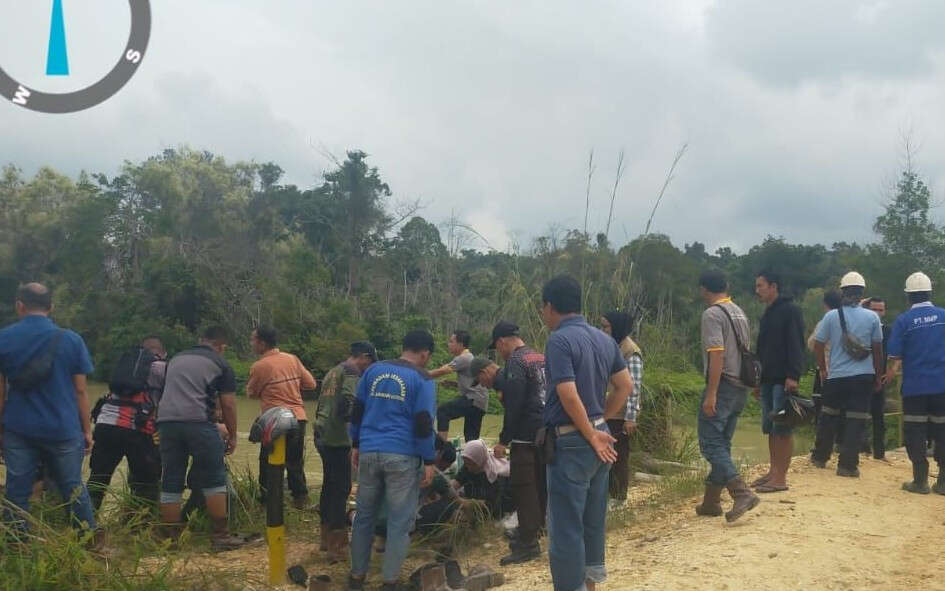 Truk Colt Diesel Tercebur ke Sungai Segati di Pelalawan, 3 Balita Meninggal