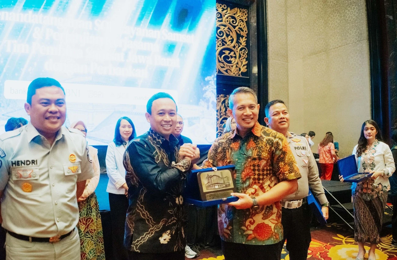 bank bjb Permudah Warga Jabar Bayar Pajak Kendaraan Lewat Layanan Inovatif
