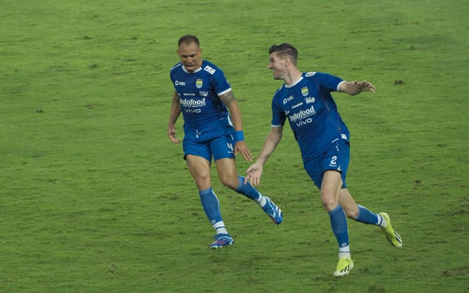 Persib Terbang ke Markas Semen Padang Tanpa Nick Kuipers dan Ryan Kurnia, Kenapa?