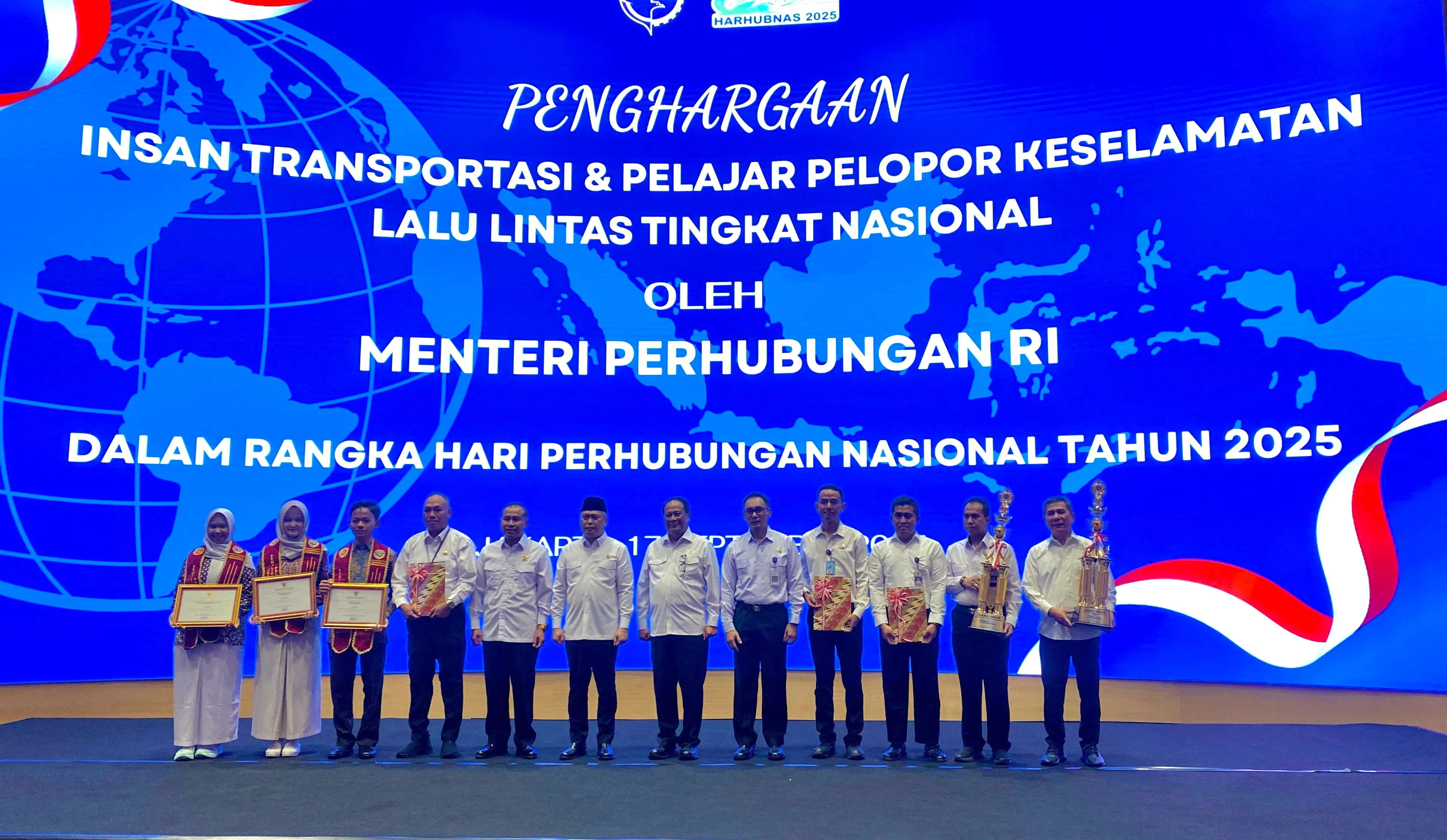 Keren, Pelindo Sabet Juara Umum Lomba Harhubnas Kemenhub 2025