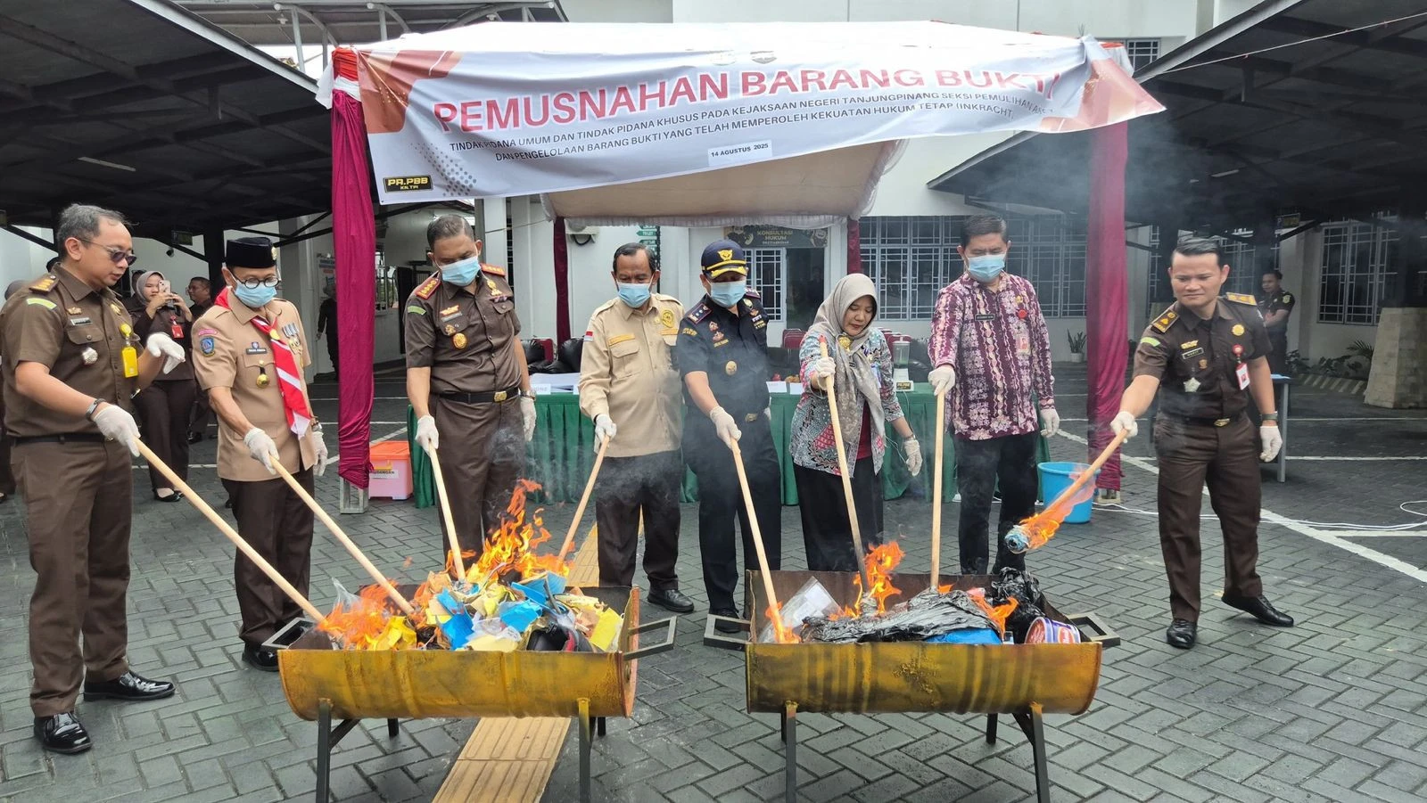Hadiri Pemusnahan Barang Bukti di Kejari Tanjungpinang, Ini Harapan Bea Cukai