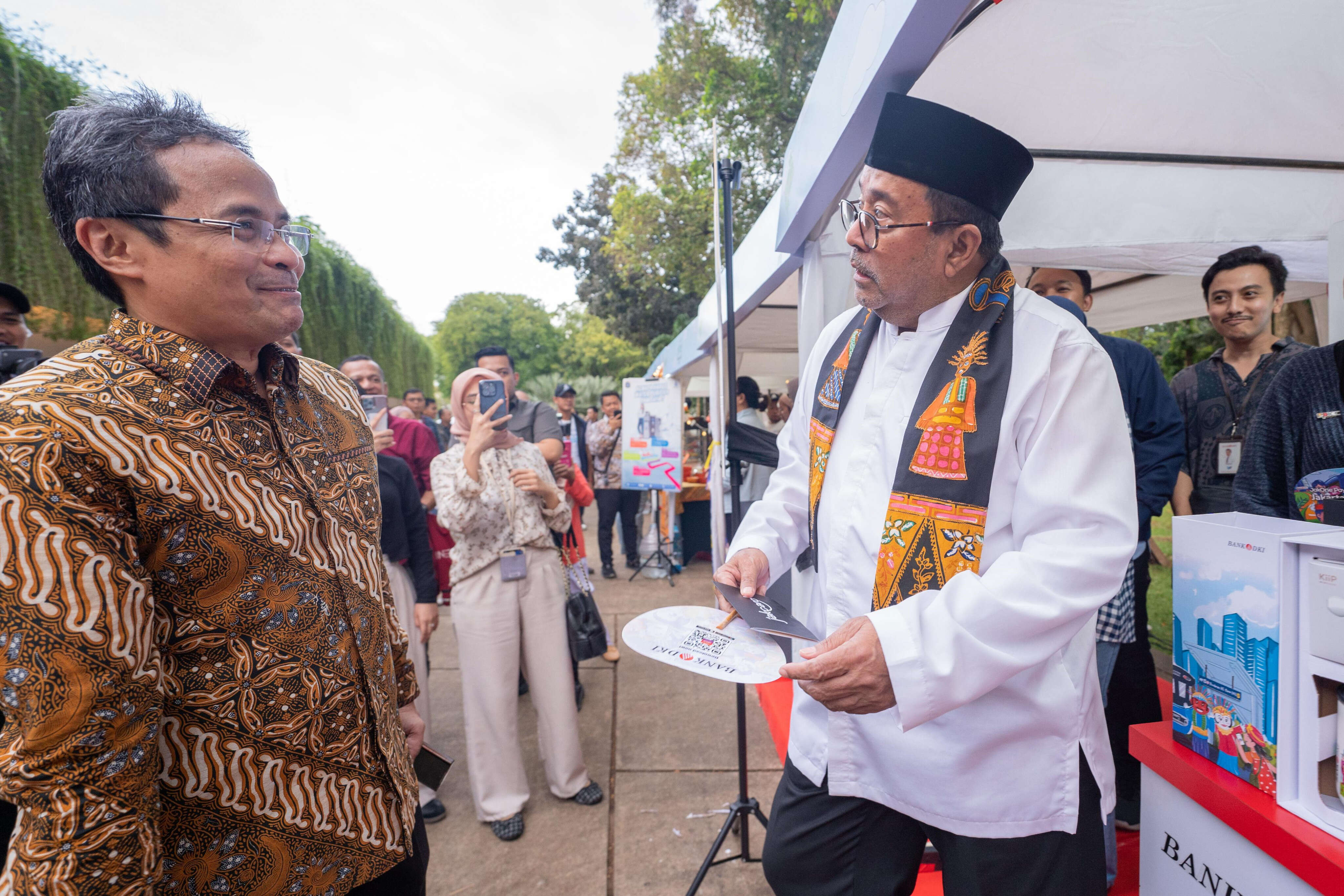 Hadiri Pasar Kreatif Ramadan di Jakarta, Rano Karno Terkesan Gara-gara Ini