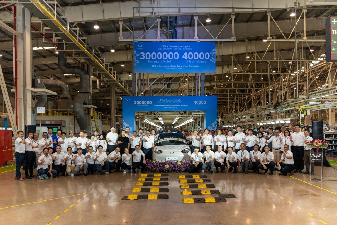 Wuling Merayakan Pencapaian Produksi 3 Juta Unit Mobil Listrik