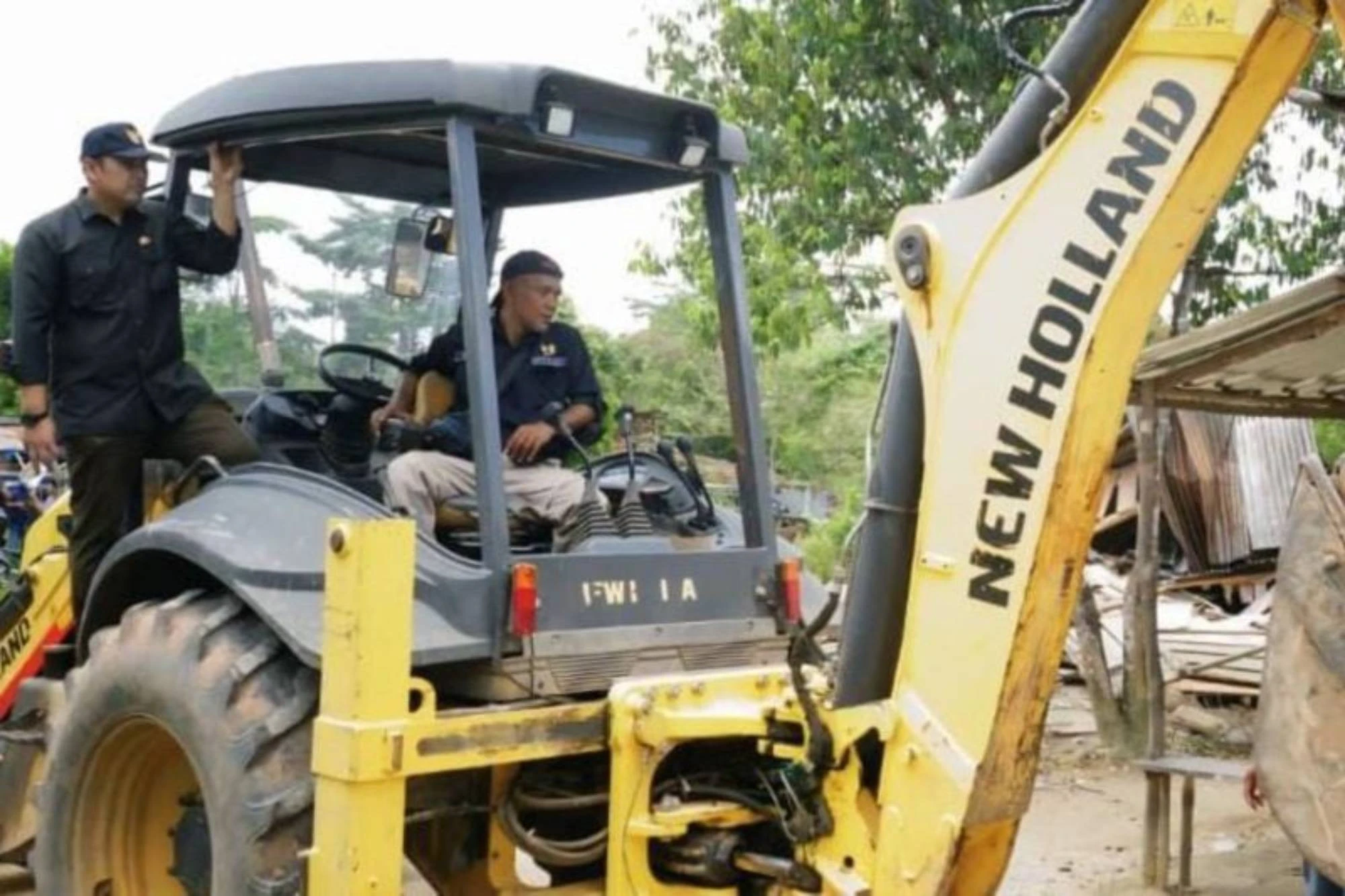 Jadi Lokasi Prostitusi, Tempat Hiburan Malam di Merangin Dihancurkan