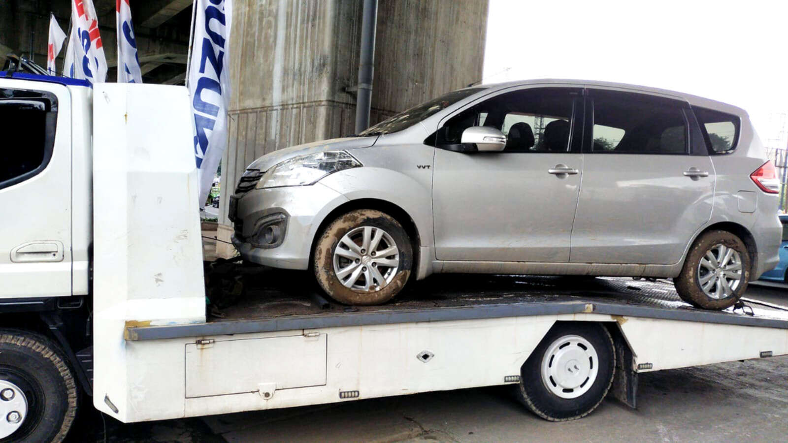 Suzuki Bantu Konsumen Terdampak Banjir Lewat Toring Gratis dan Diskon Suku Cadang