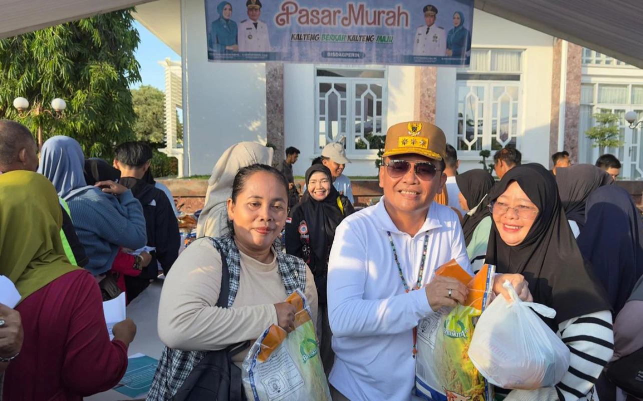 HUT Kalteng: Gubernur Agustiar Menggratiskan Ribuan Sembako