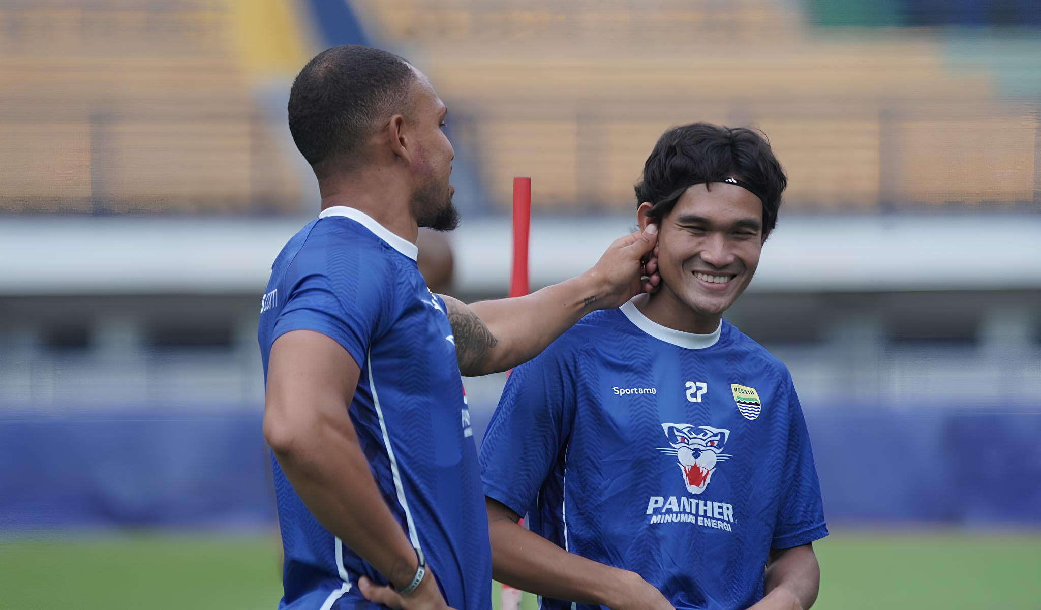 Bojan Hodak Bocorkan Alasan Zalnando tak Bisa Main saat Persib Jumpa Bali United