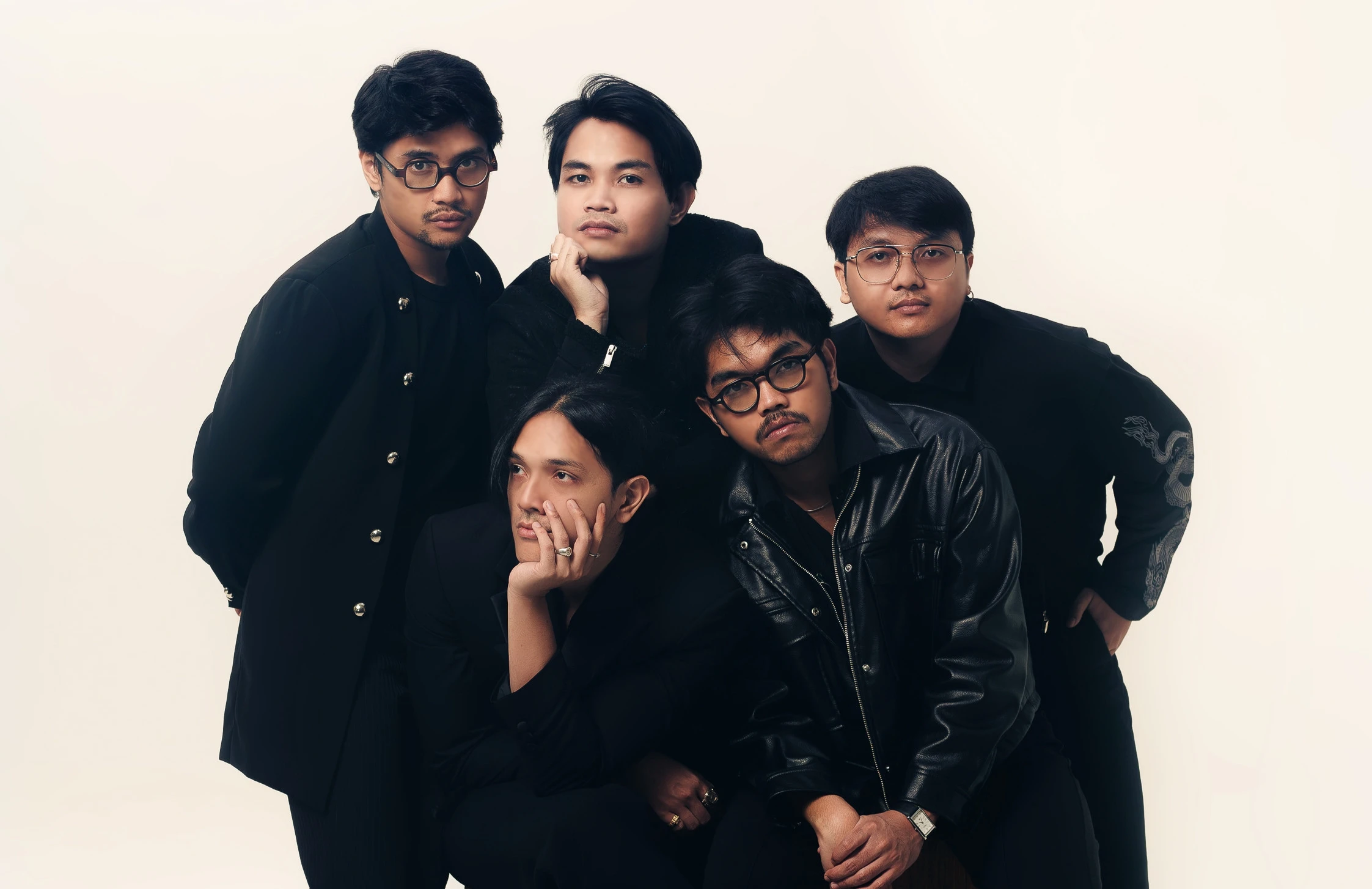 Love Song, Voxxes Hadirkan Balada Emosional