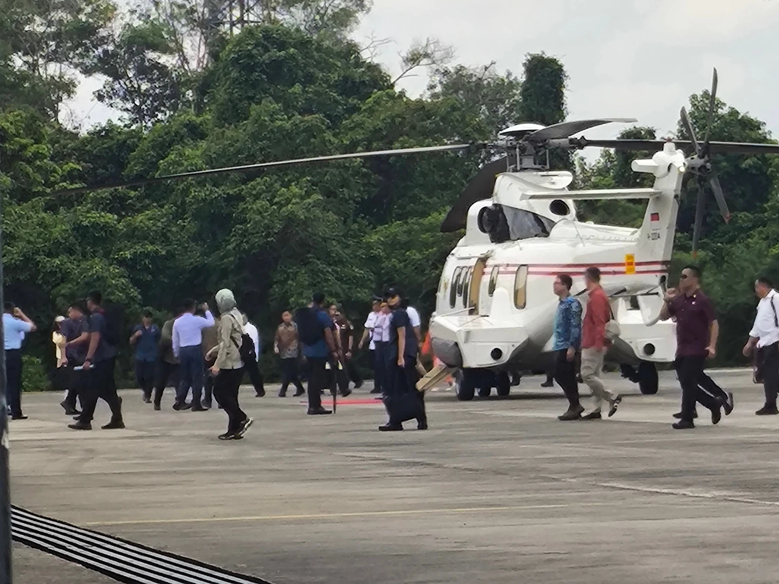 Tiba di Pekanbaru, Wapres Gibran Langsung Bertolak ke Lokasi Festival Pacu Jalur 2025