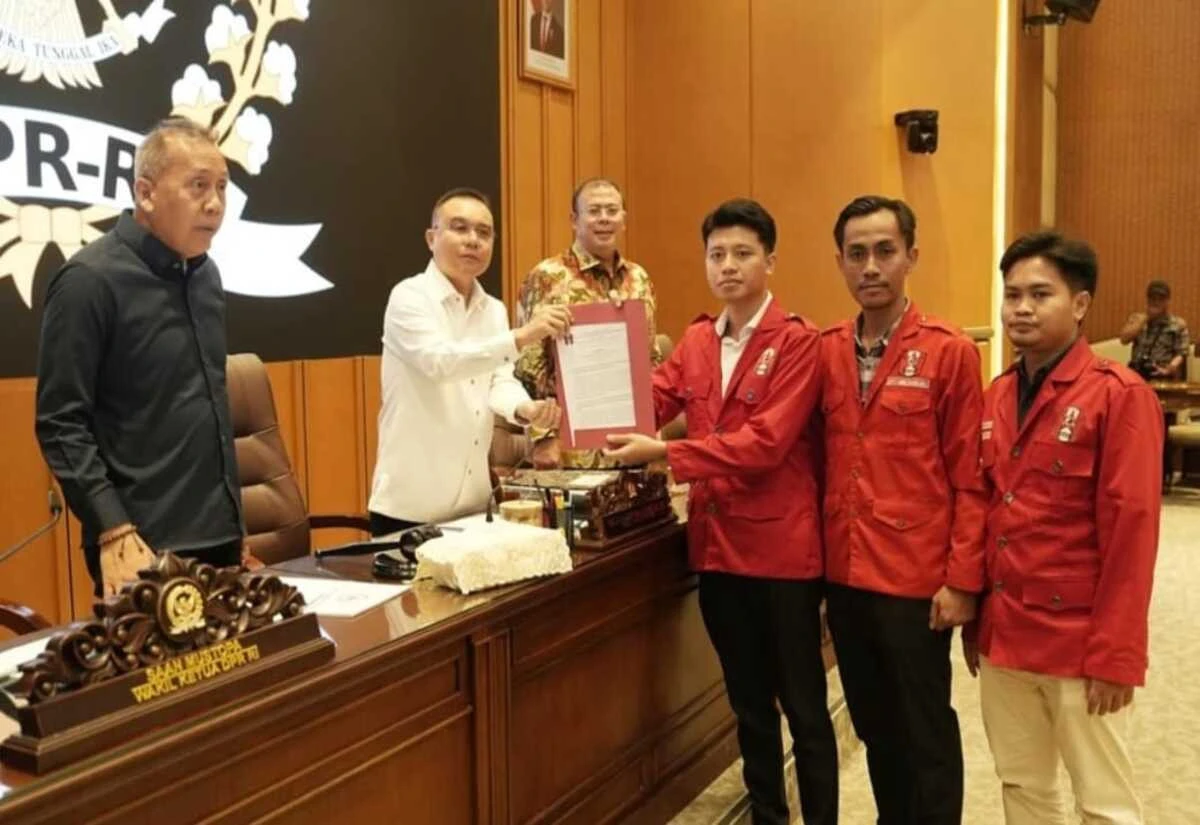 GMNI Bersama Cipayung Plus dan Aliansi BEM Audiensi Bersama Pimpinan DPR RI