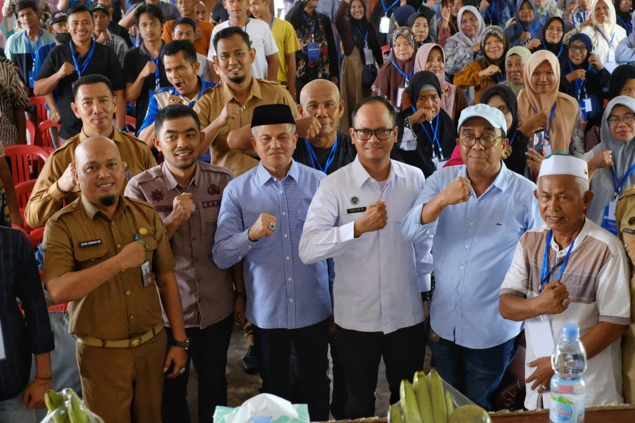 BGN dan DPR RI Gelar Sosialisasi MBG di Desa Empat Balai