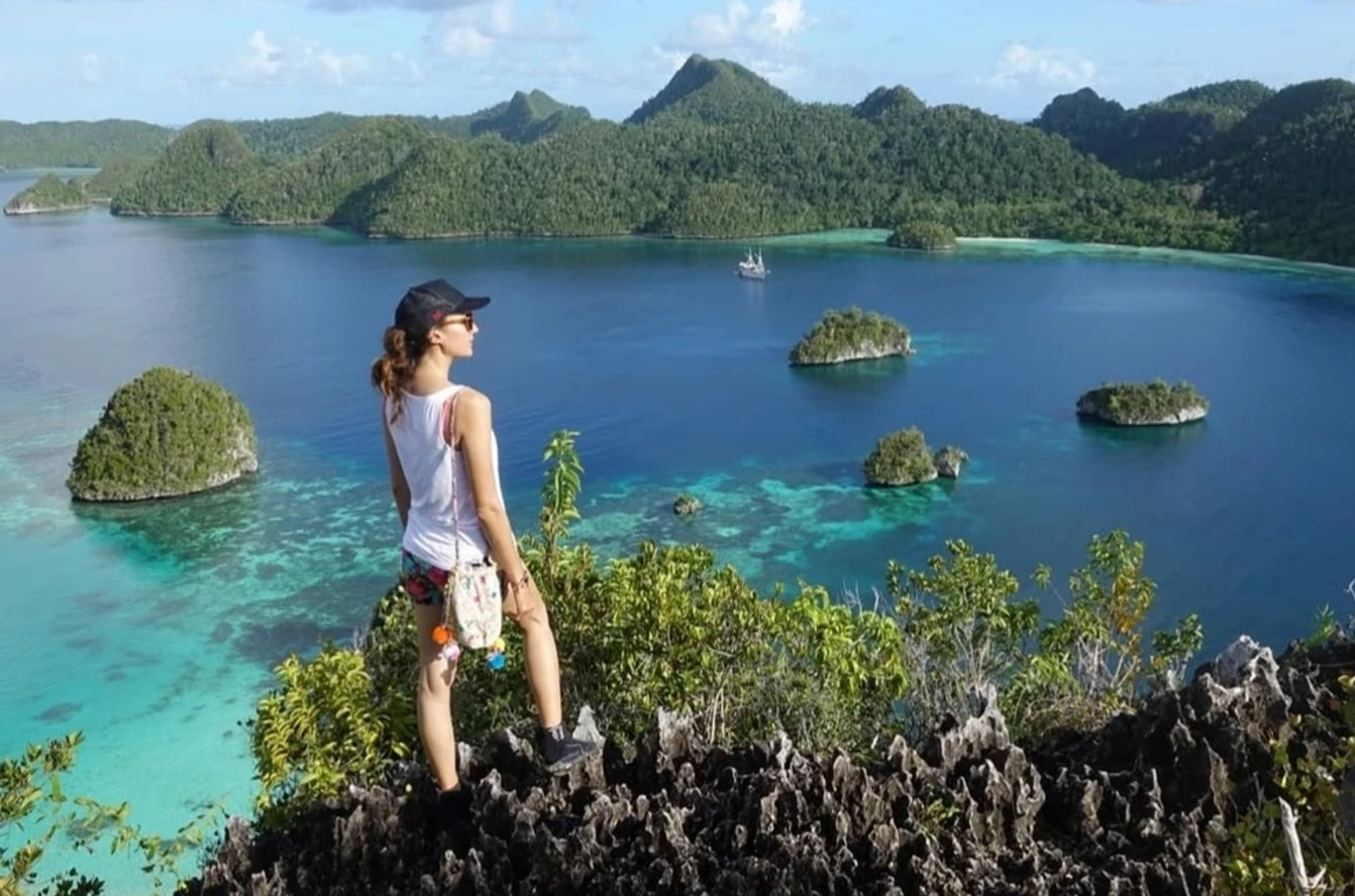 3 Berita Artis Terheboh: Nadine Hingga Denny Kritik Tambang Nikel, Dhani Berkomentar Pedas