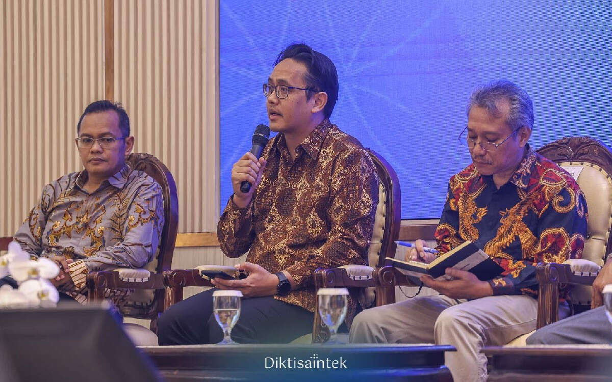 Dukung Ketahanan Pangan, Kemdiktisaintek Galakkan Riset & Inovasi Benih Unggul