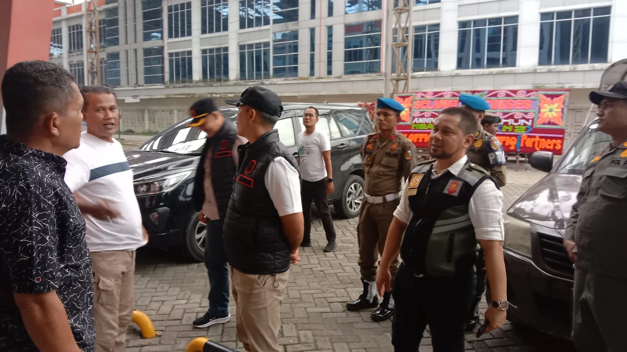 Event DJ Panda di Diskotek Heaven Two Bikin Warga Geram, Satpol PP Pekanbaru Lakukan Penyegelan