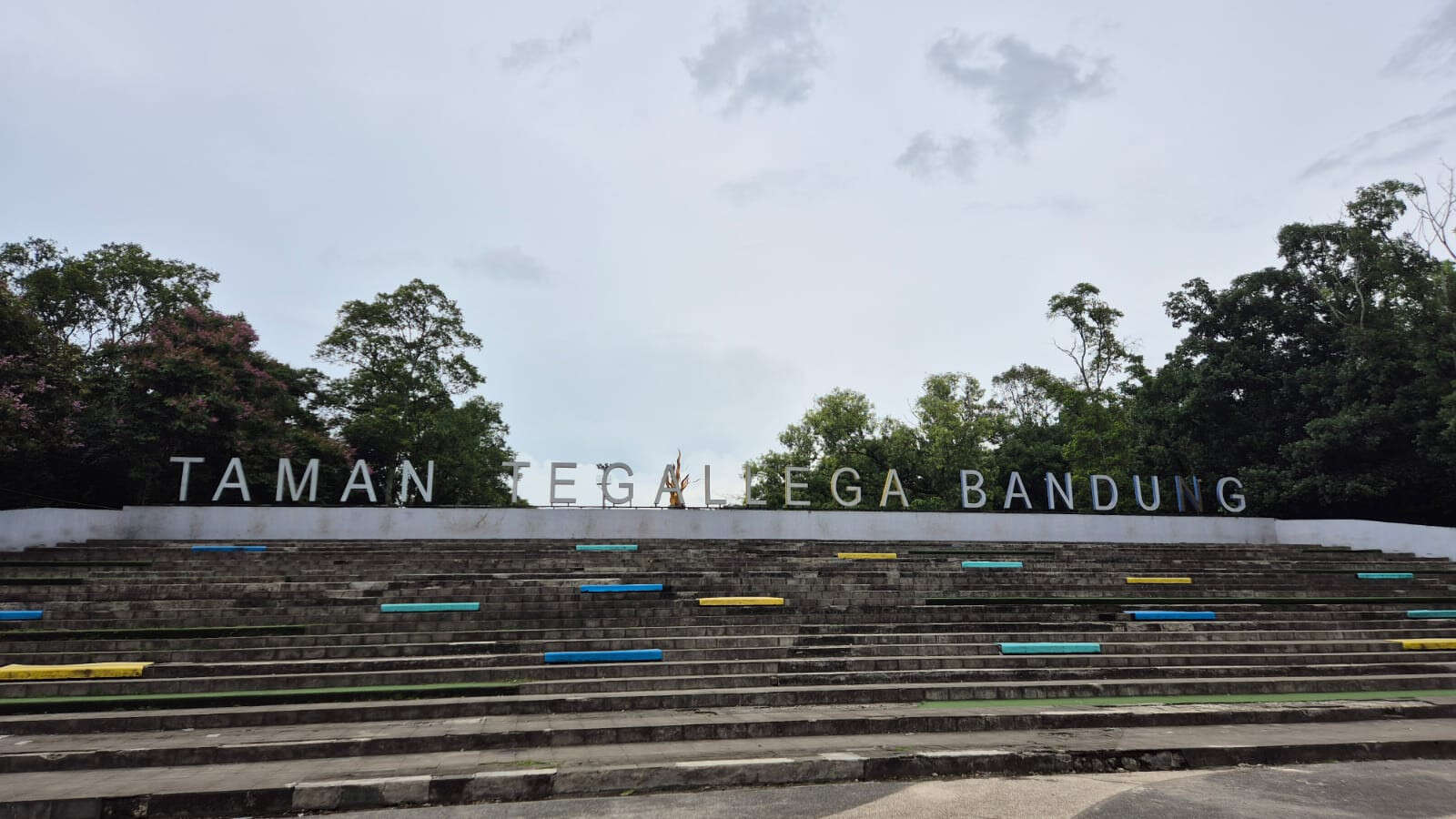 Taman Tegallega Rusak Gegara Koin Jagat, Pemkot Bandung Lakukan Perbaikan