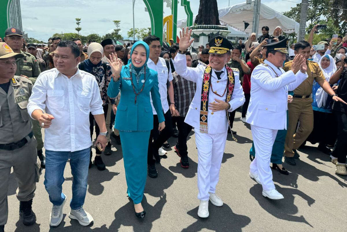 Gubernur Agustiar Sabran dan Wagub Edy Pratowo Disambut Meriah di Palangka Raya